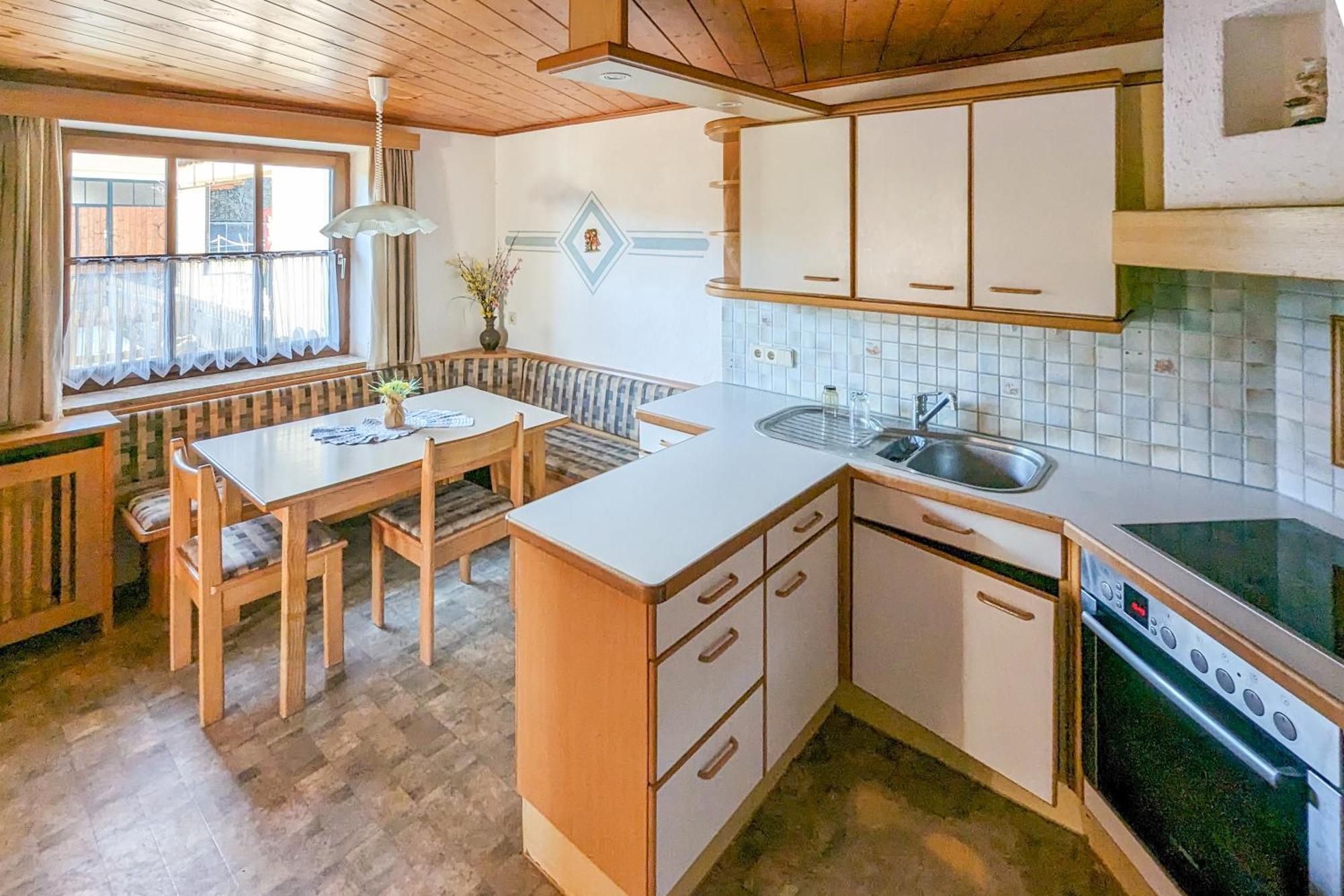Private Farmhouse Escape - Ideal For Up To 8 Guests Seeham Exterior foto